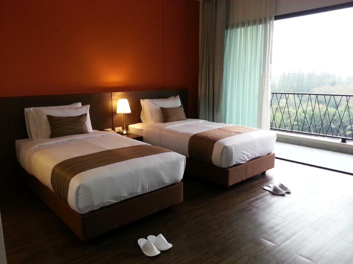 Coco View Hotel Samut Songkhram Zewnętrze zdjęcie